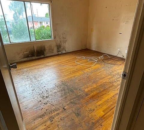 2nd image of 1433 E Sequoia Avenue