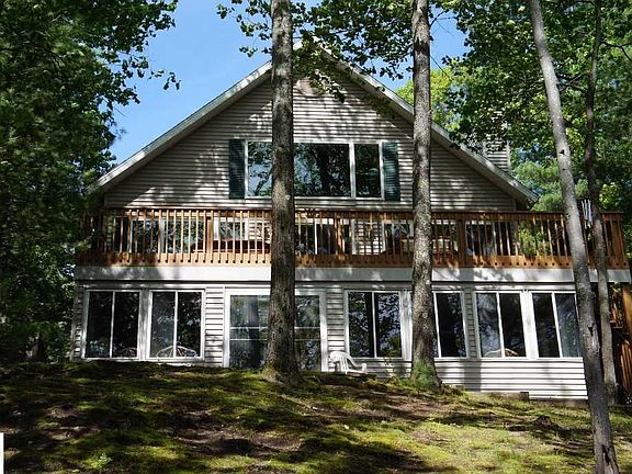2nd image of 3543 Grace Dr