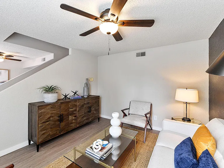 Sunrise in Chandler Apartments — Photo 21