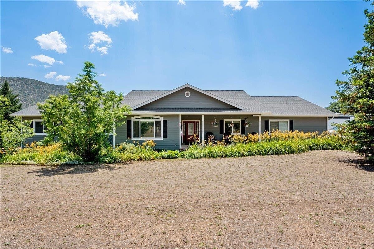 2323 Wicklow Woods Dr, Yreka, CA 96097 MLS 20230731 Zillow