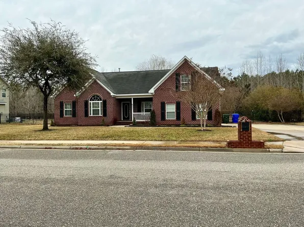 6025 Mainsail Ln, Suffolk, VA 23435