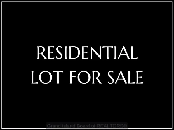 506 8th St, Phillips, NE 68865
