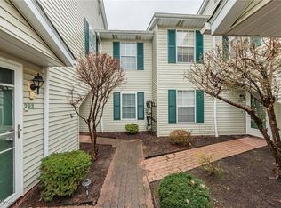 6131 Center St APT 103, Mentor, OH 44060