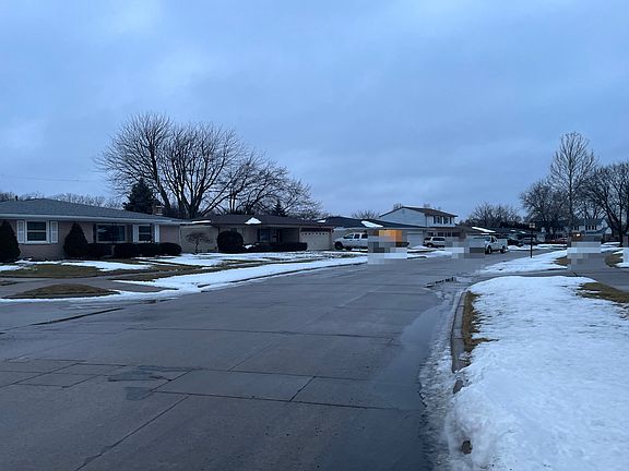 5th image of 30140 Avondale Dr