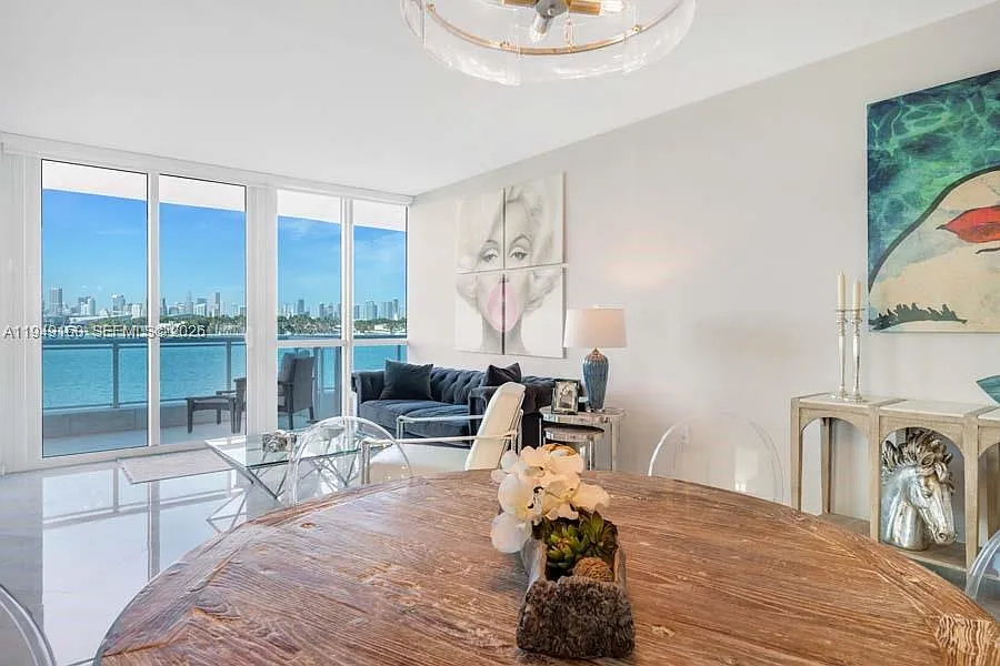 The Bentley Bay Condo — Photo 3