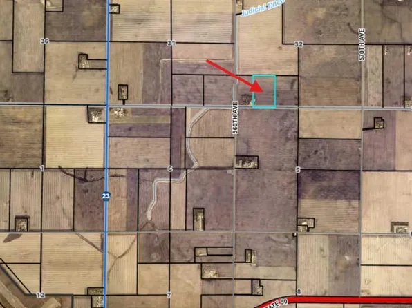 820th St #820, Jackson, MN 56143