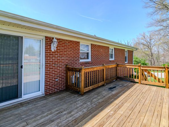 406 Kenway St, Berea, KY 40403