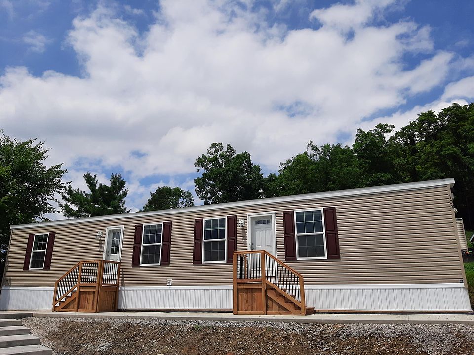 Exterior Image-1-Champion Mandell Trails
