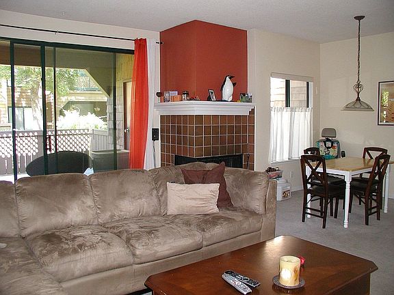 2nd image of 43 Cove Ln
