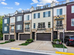 2880 Lowen Valley Rd, Alexandria, VA 22303