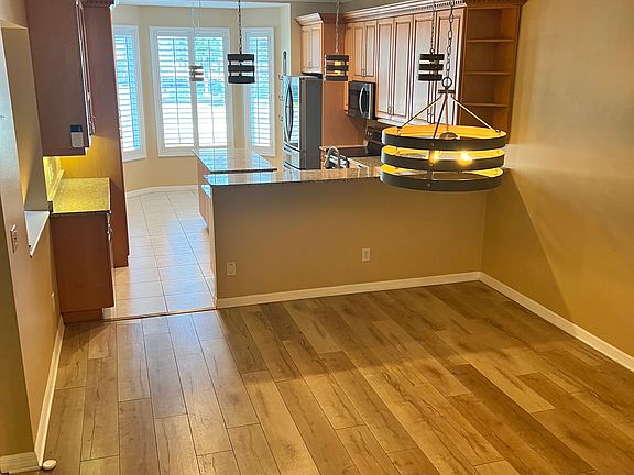 2nd image of 1035 Pinellas Bayway S