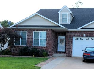 256 Brookline Dr, Charles Town, WV 25414