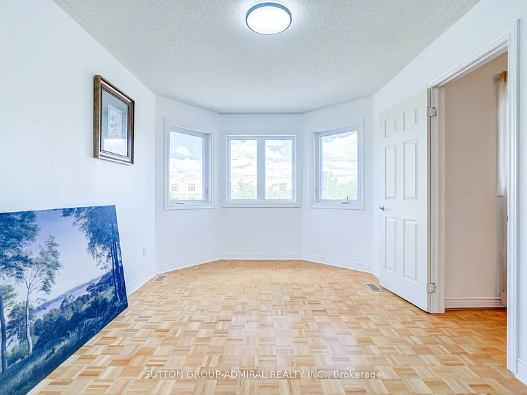 8890 Martin Grove Rd — Photo 39