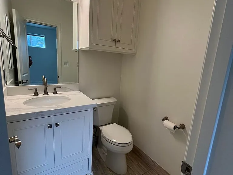 1126 Hill Rd #B — Photo 7
