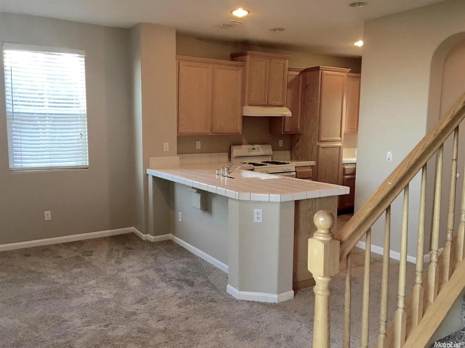 286 Phoenix Cir photo 1