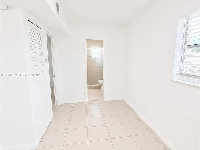 2521 Pierce St #10 — Photo 7
