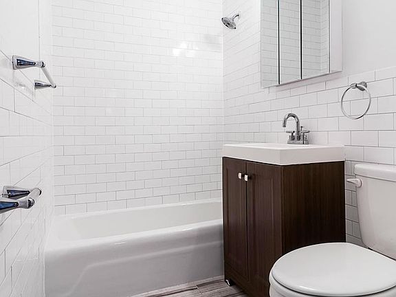 4th image of 3333 Broadway APT B5j