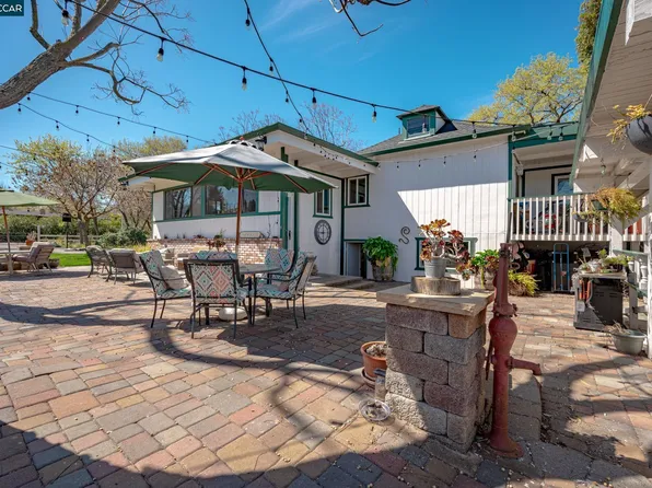 5569 Morningside Dr, Clayton, CA 94517