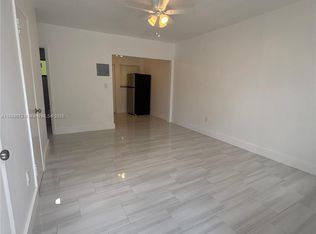671 SW 7th St APT 6, Miami, FL 33130