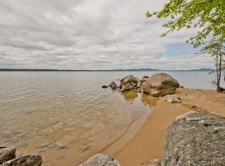 254 Leisure Ln, Raymond, ME 04071