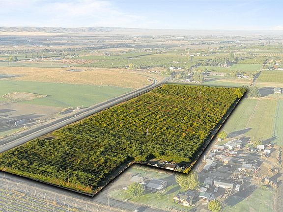 2nd image of 1 Mountain View  Rd