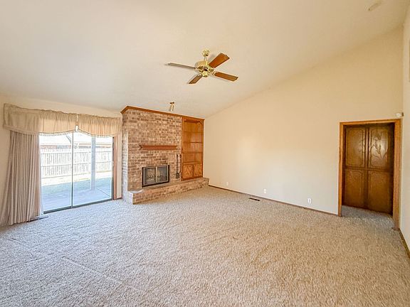 5th image of 2205 Shamrock Dr