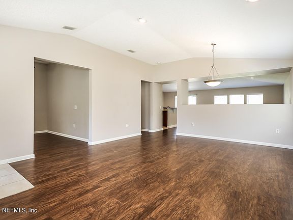 3rd image of 2327 BRIAN LAKES Drive E