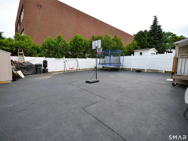 430 Berkeley Rd — Photo 27