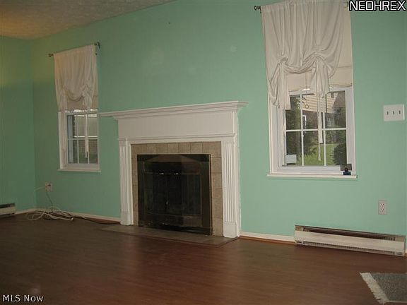 2nd image of 9 Deepwood Blvd Building 8254-8