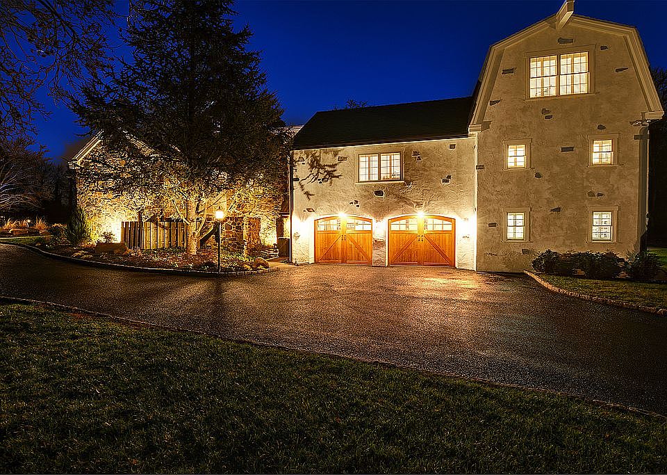 2nd image of 1344 Sugartown Rd