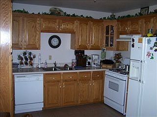 2nd image of 1777 Chestnut Flat Rd