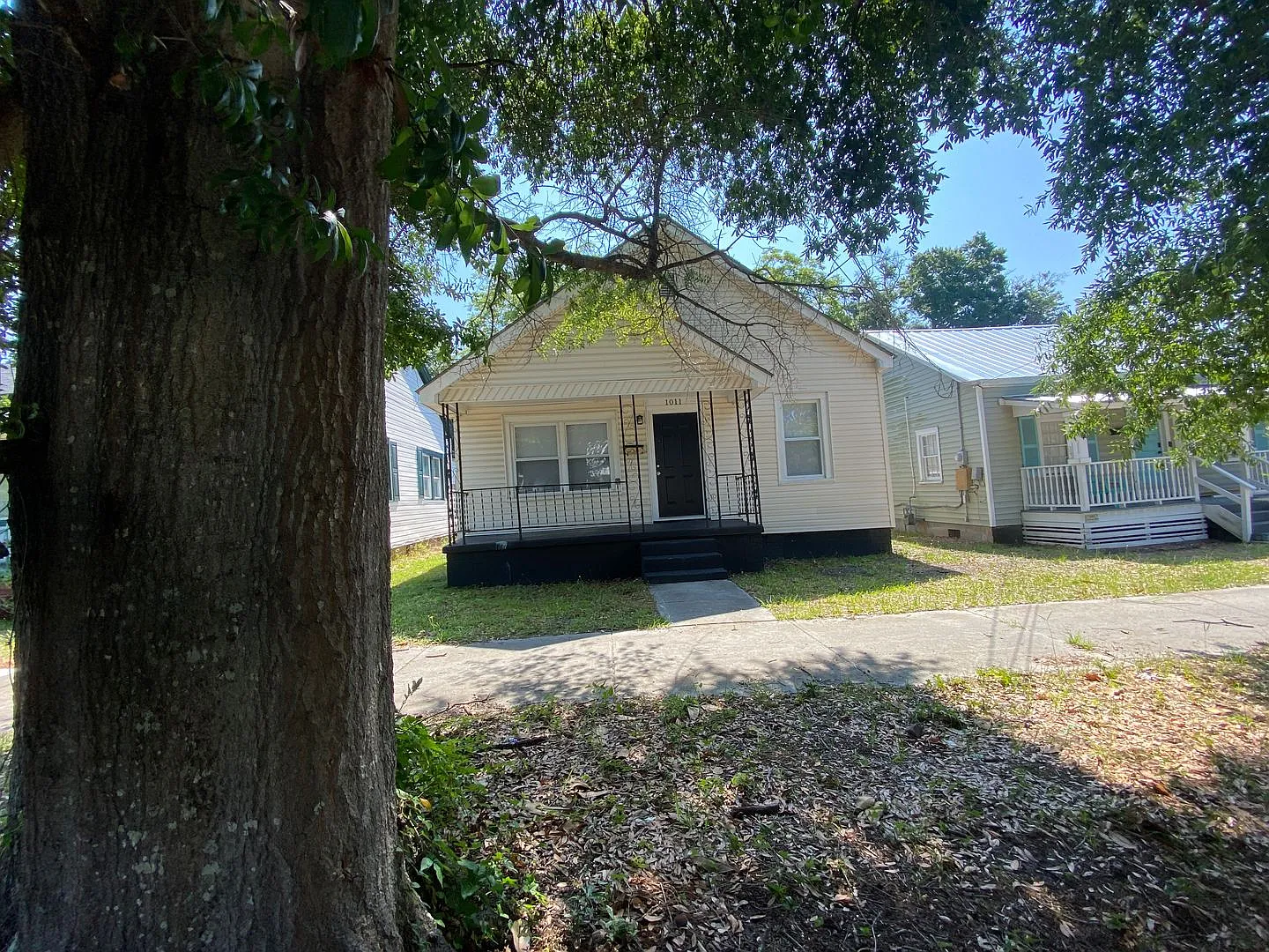 Welcome to this newly remodeled 4-bedroom, 2-bathroom house in the desirable location of Wilmingt... — Photo 2