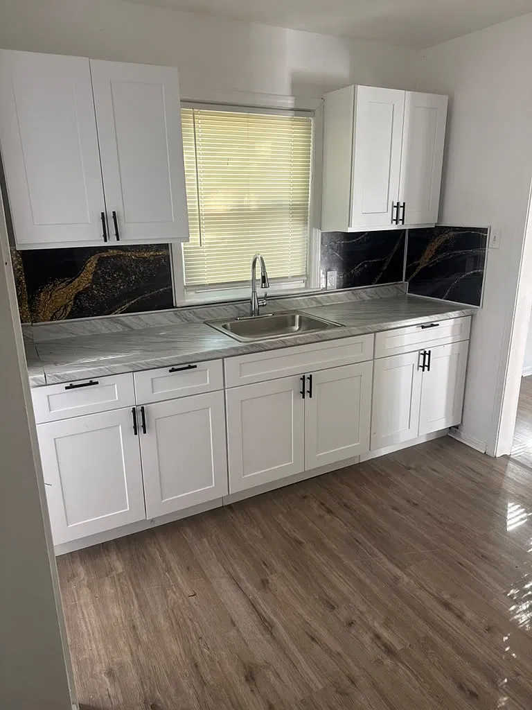 3 bed, 850 sqft, $1,450 — Photo 4
