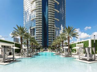 Paramount Miami, Miami, FL 33132