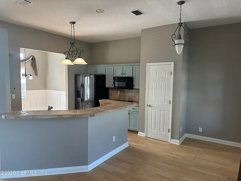 2884 Saint Maarten Ct — Photo 8