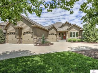 19726 Bellbrook Blvd, Gretna, NE 68028