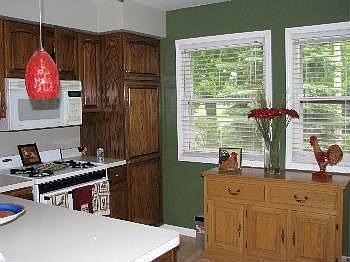 3rd image of 687 Granada Ave N
