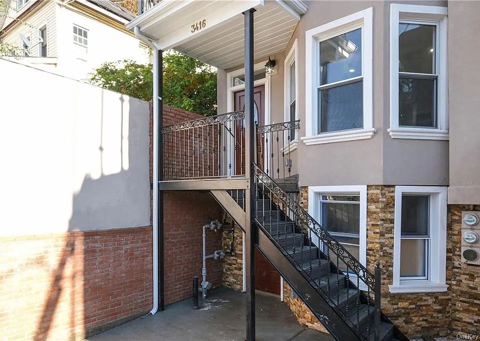 1st image of 3416 Bailey Pl