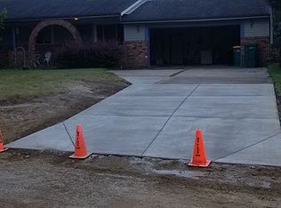 3451 Mill Lake Rd, Lake Orion, MI 48360