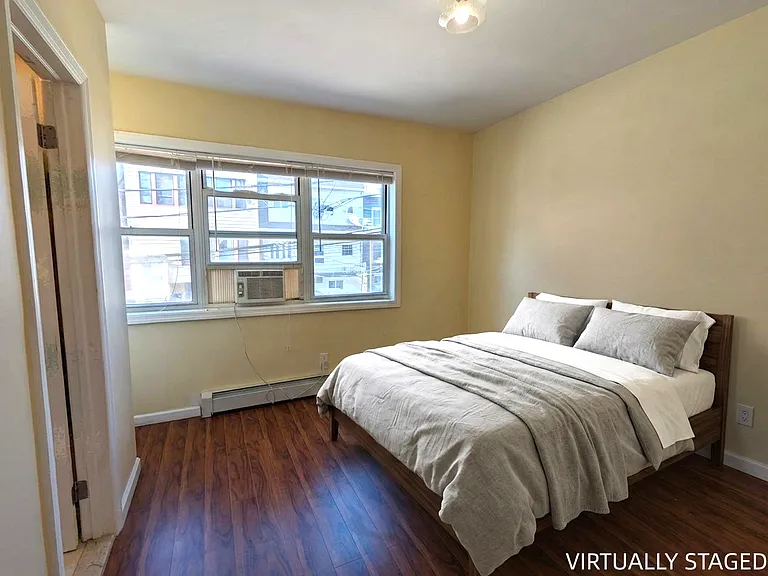 51.5 Cottage St #2B — Photo 1
