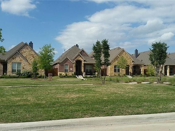 3rd image of 662 Pendle Forest Dr