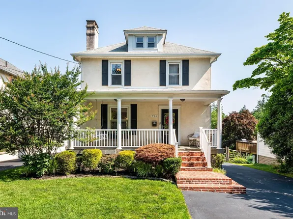 724 Ashurst Rd, Havertown, PA 19083
