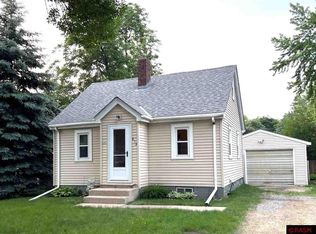 612 Blue Earth St, Mankato, MN 56001