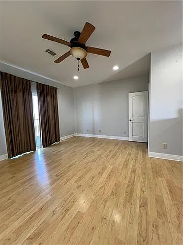 126 Lakeview Dr #B — Photo 9