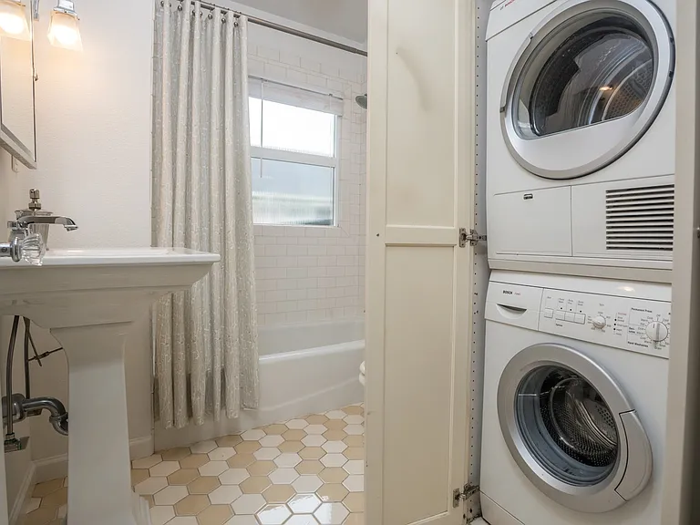 5418 SE Milwaukie Ave — Photo 16