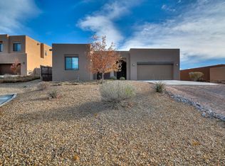 1633 Avenida De Luna, Santa Fe, NM 87506