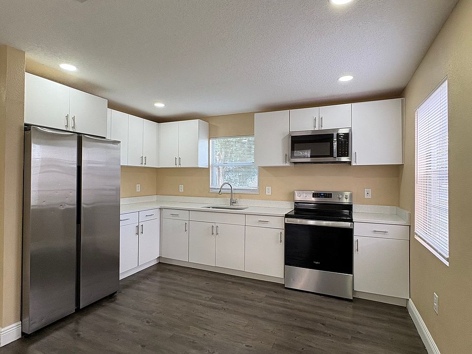 1st image of 7416 Deleuil Ave