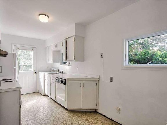 5th image of 31 Hewitt St