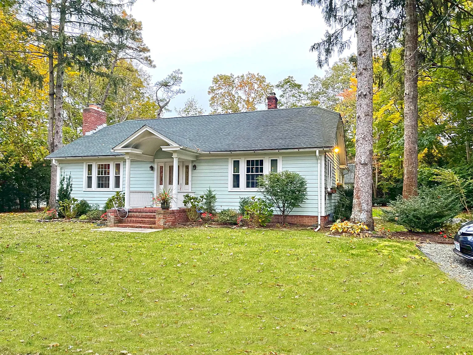 2 bed, $3,300 — Photo 1