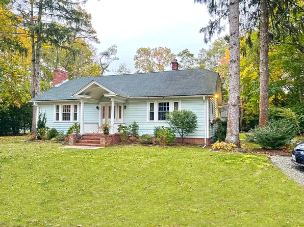 193 Route 111, Smithtown, NY 11787